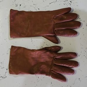 Gloves for women.